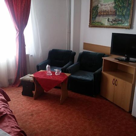 Riviera Valceana Bed & Breakfast Râmnicu Vâlcea Dış mekan fotoğraf